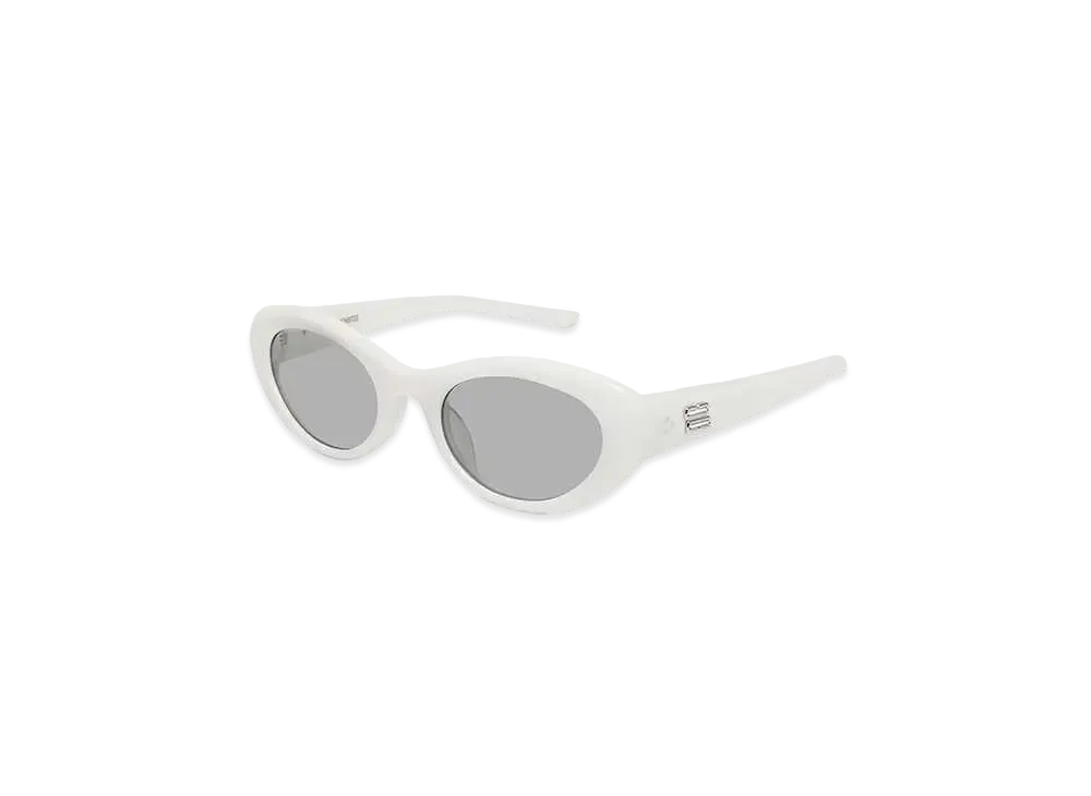 Gentle Monster Umber W2 "White/Gray"