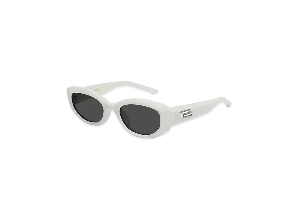 Gentle Monster Row W2 "White/Black"