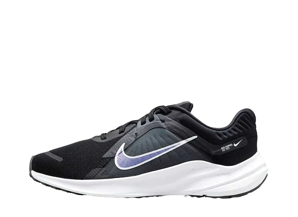 ナイキ ウィメンズ クエスト5 "ブラック/アイアン/ダークスモークグレー/ホワイト"