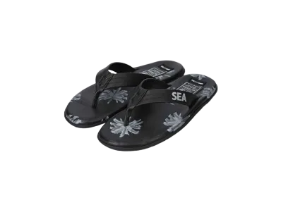 Island Slipper x WIND AND SEA PB202 Leather Sandal "Black"