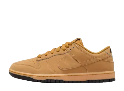 ナイキ ダンク ロー レトロ SE "ウィート/ガムイエロー/ブラック"