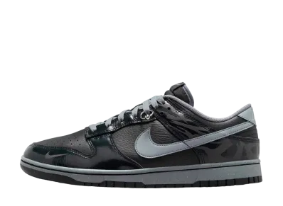 ナイキ ダンク ロー レトロ ベルリン "ブラック アンド オフノアール"