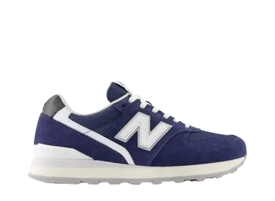 New Balance Women's 996 "Navy"