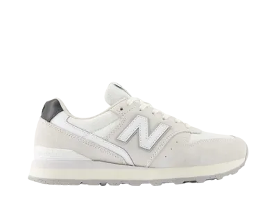 New Balance Women's 996 "Light Gray"