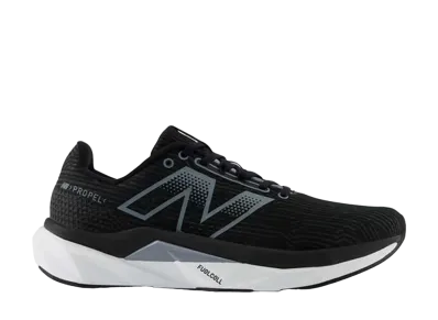 New Balance FuelCell Propel V5 "Black"