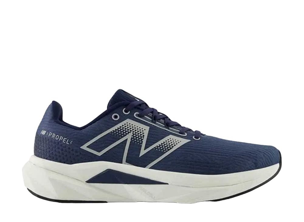 ニューバランス フューエルセル プロペルV5 "ネイビー"
