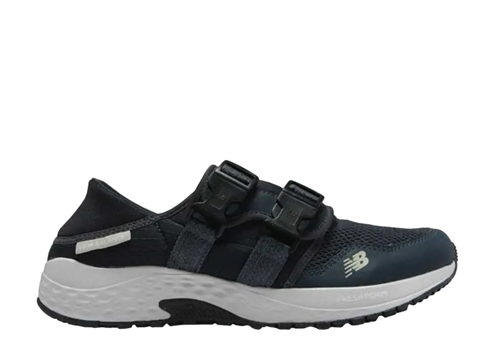 ニューバランス フレッシュフォーム 700V1 "ネイビー"