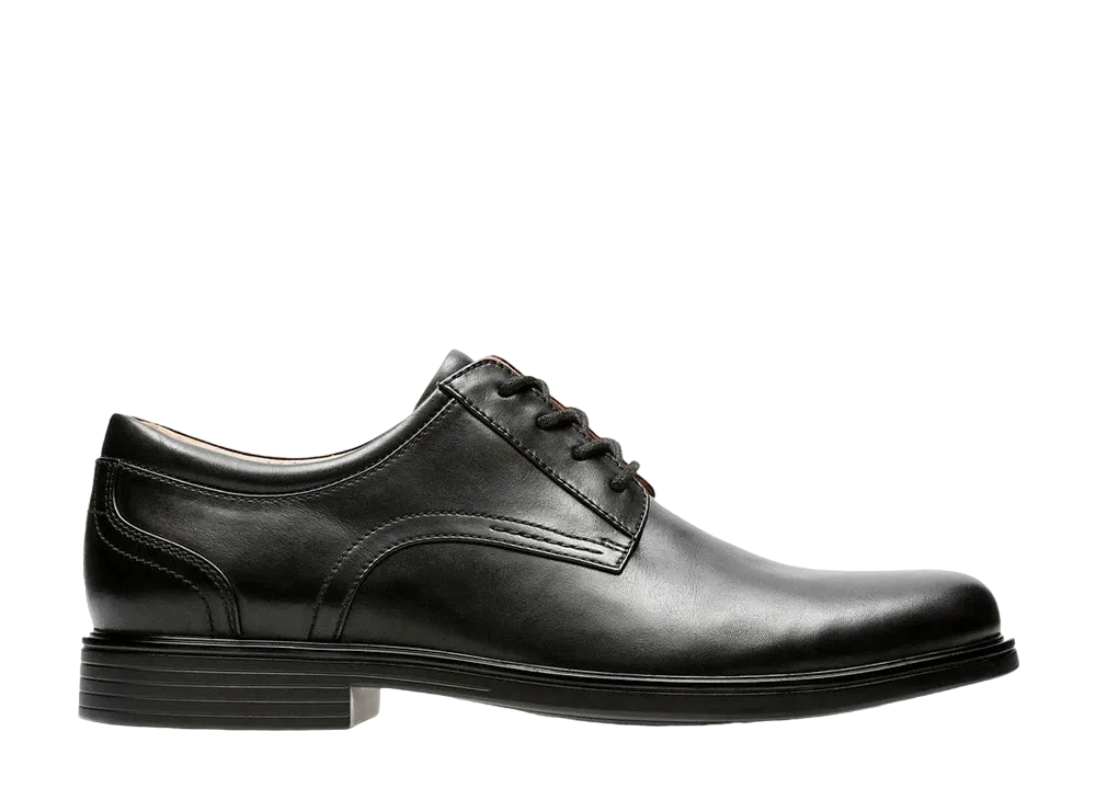 クラークス アンアルドリックレース "ブラックレザー"