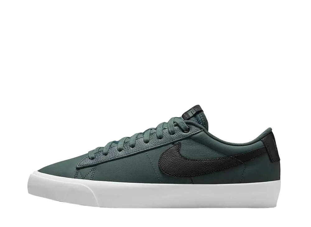 Nike SB Blazer Low Pro GT "Vintage Green/Summit White/Black"