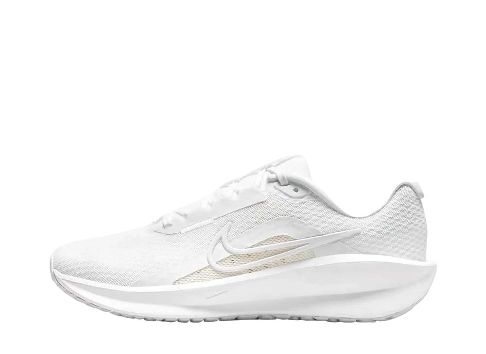 ナイキ ウィメンズ ダウンシフター13 "ホワイト/プラチナムティント"