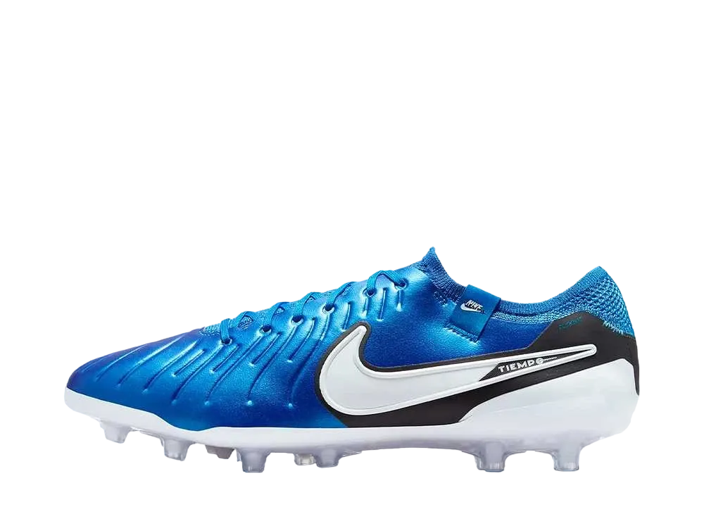 ナイキ ティエンポ レジェンド10 エリート "ソア/ホワイト"