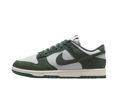 ナイキ ウィメンズ ダンク ロー ネクストネイチャー "グリーンスウェード"