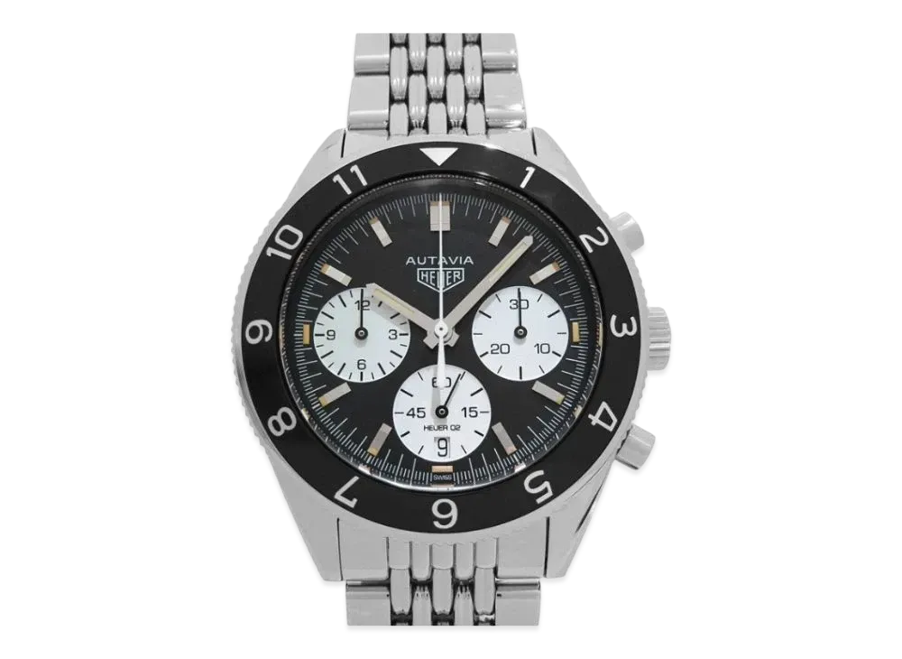 TAG Heuer Autavia Heritage Caliber 02 Chronograph "Black/Stainless Steel/Silver"