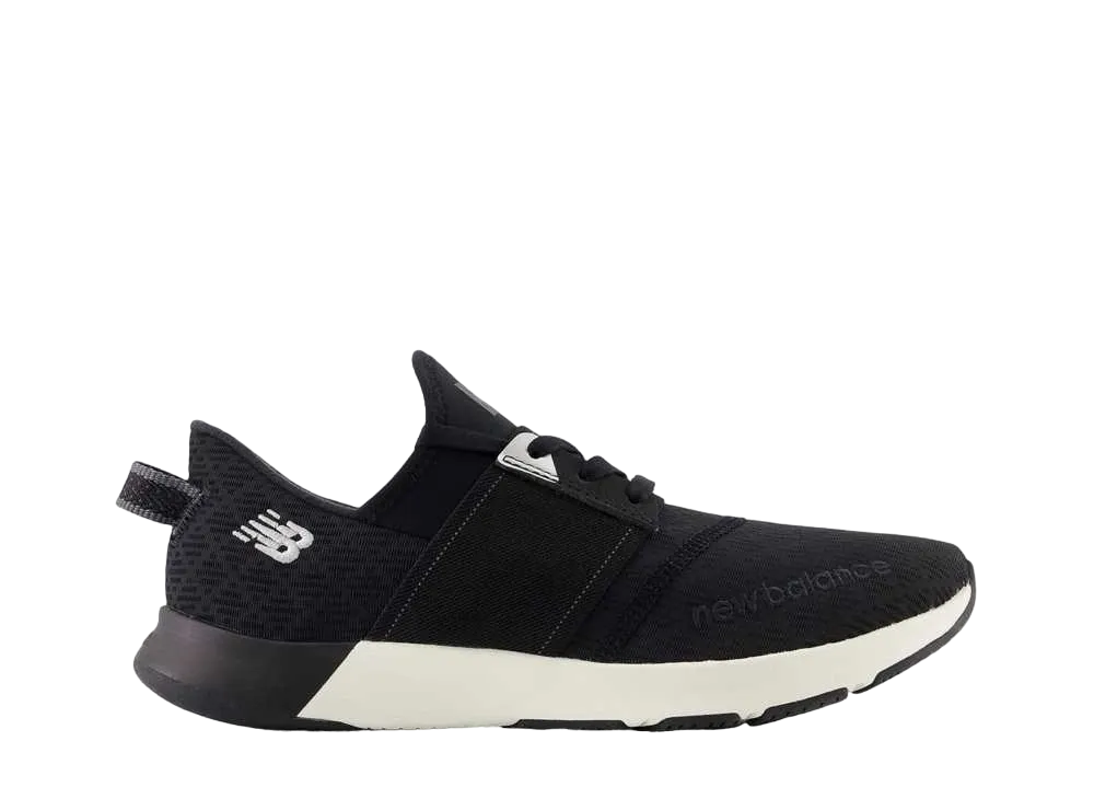 ニューバランス ウィメンズ ダイナソフト  エナジャイズV3 "ブラック"