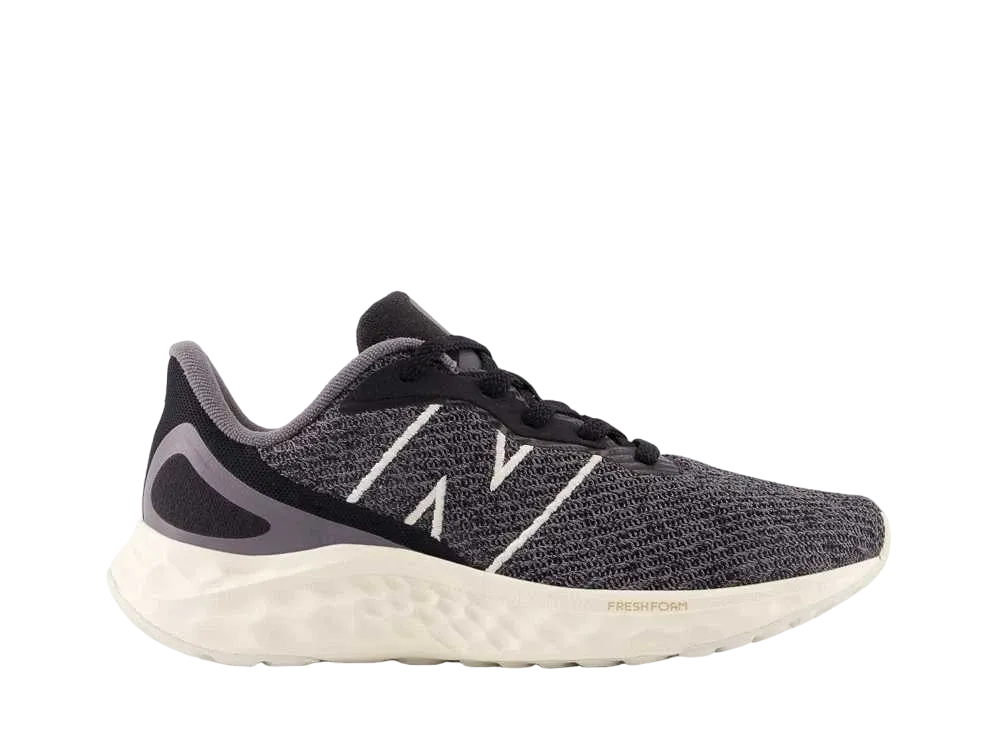 ニューバランス ウィメンズ フレッシュフォーム アリシV4 "ブラック"