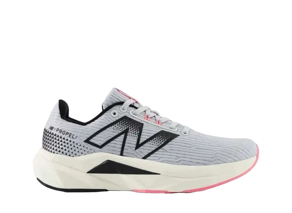 ニューバランス ウィメンズ フューエルセル プロペルV5 "グレー"