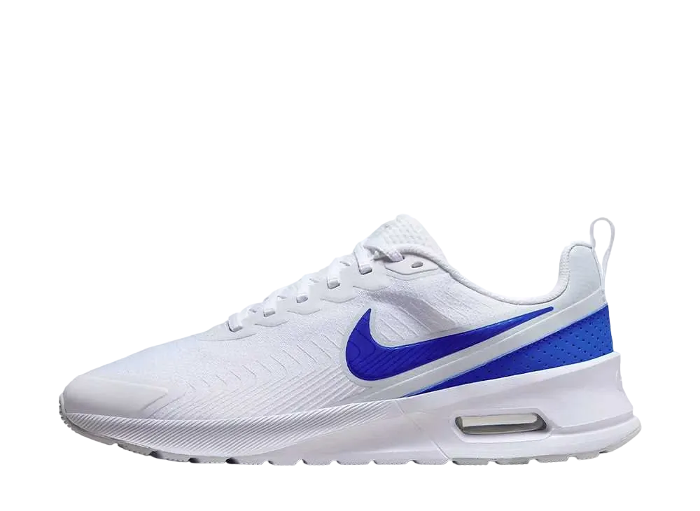 ナイキ エアマックス ニュアクシス "ホワイト/ブラック/レーサーブルー"