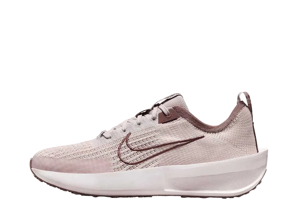 ナイキ ウィメンズ インタラクトラン "プラチナムバイオレット/スモーキーモーブ"