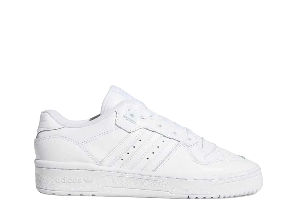 アディダスオリジナルス ウィメンズ ライバルリー ロー "フットウェアホワイト/コアブラック"