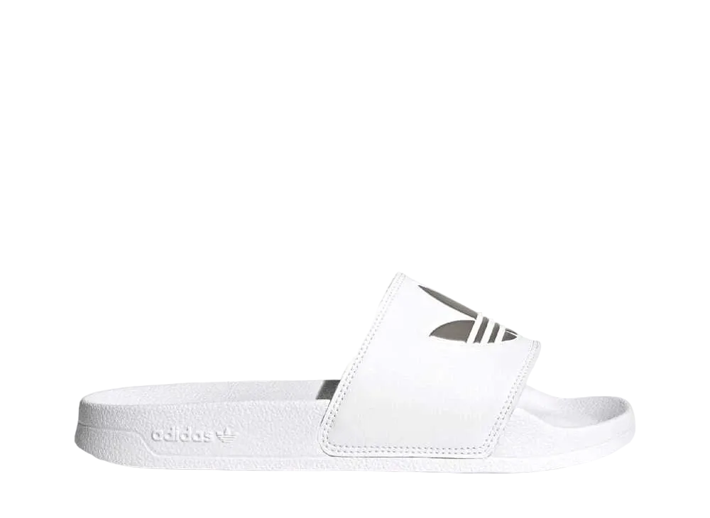 アディダスオリジナルス ウィメンズ アディレッタ ライト サンダル "フットウェアホワイト/マットシルバー"