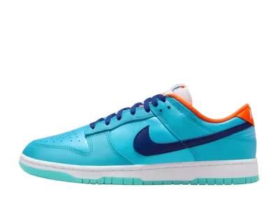 ナイキ ダンク ロー SE "バルティックブルー/トータルオレンジ"