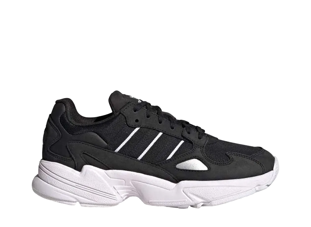 アディダスオリジナルス ウィメンズ ファルコン "コアブラック/フットウェアホワイト"
