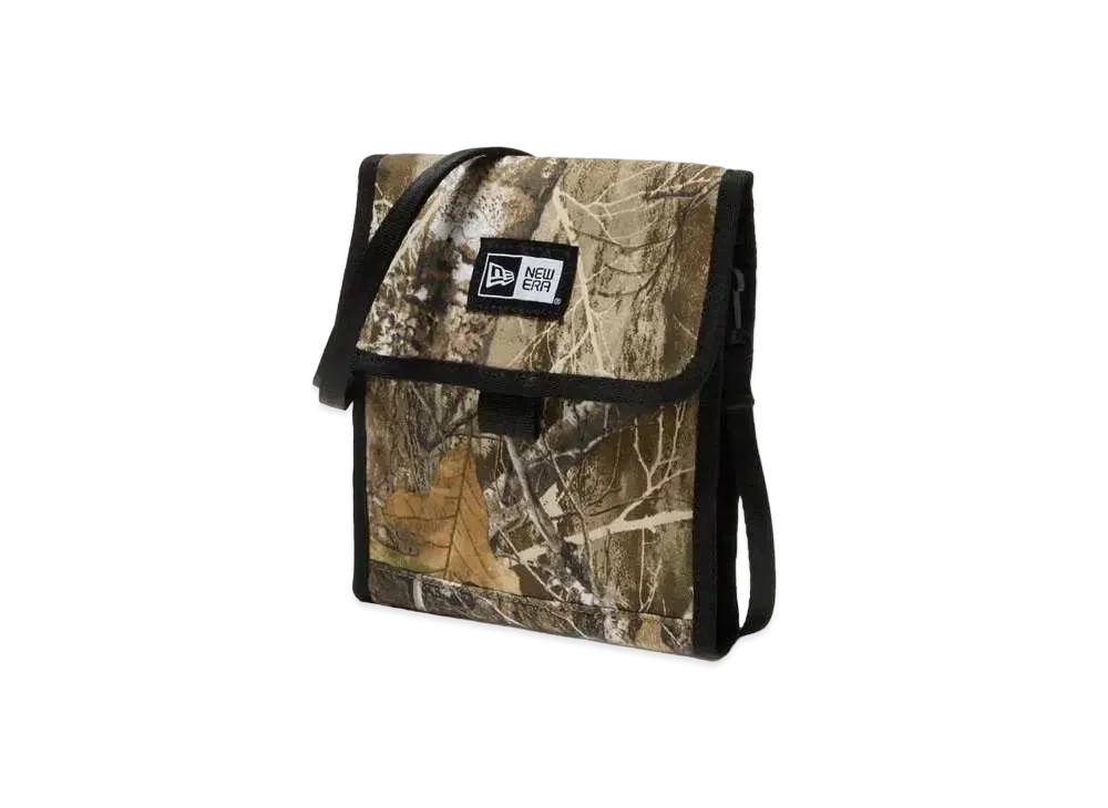 NEW ERA Square Neck Pouch 0.5L "Real Tree"