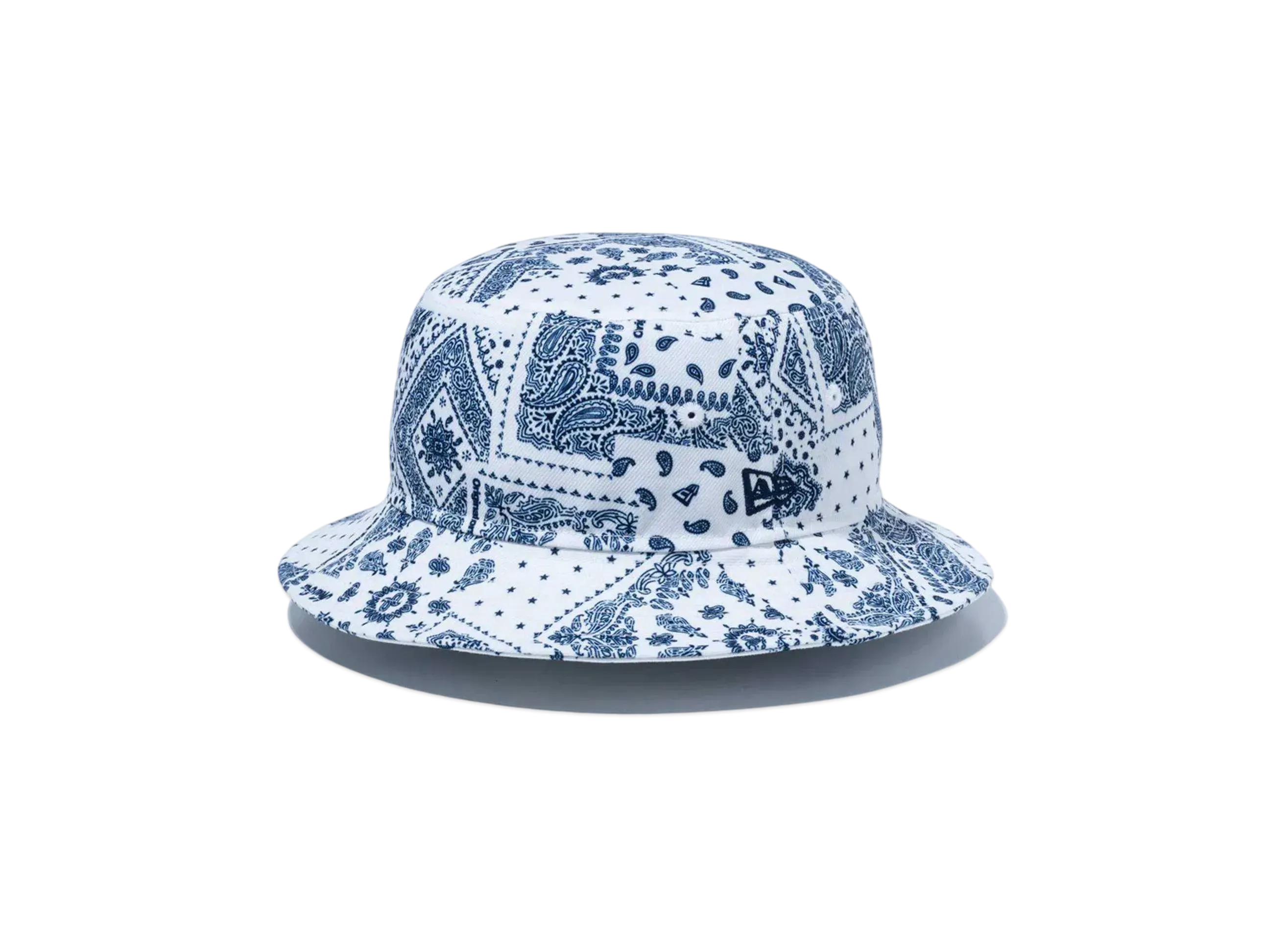 NEW ERA Bucket 01 Paisley "Chrome White"