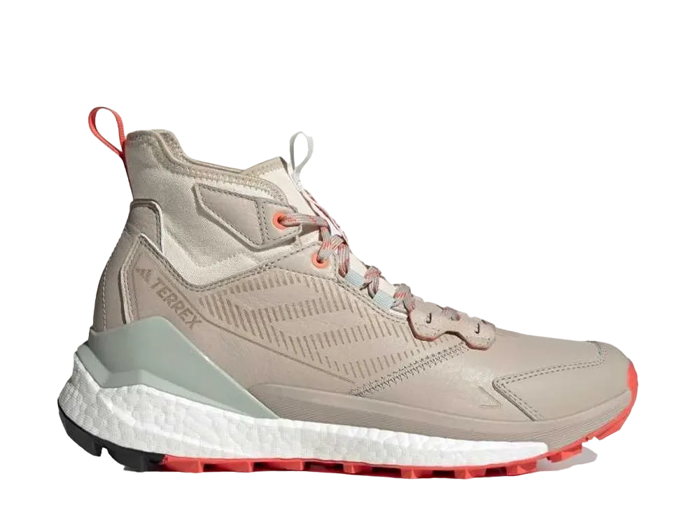 アディダス テレックス フリーハイカー2.0 MWN ハイキング "ワンダーベージュ/セミインパクトオレンジ"