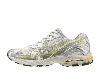 ミズノ ウェーブライダー10 "オフホワイト/ライトグリーン/シルバー"