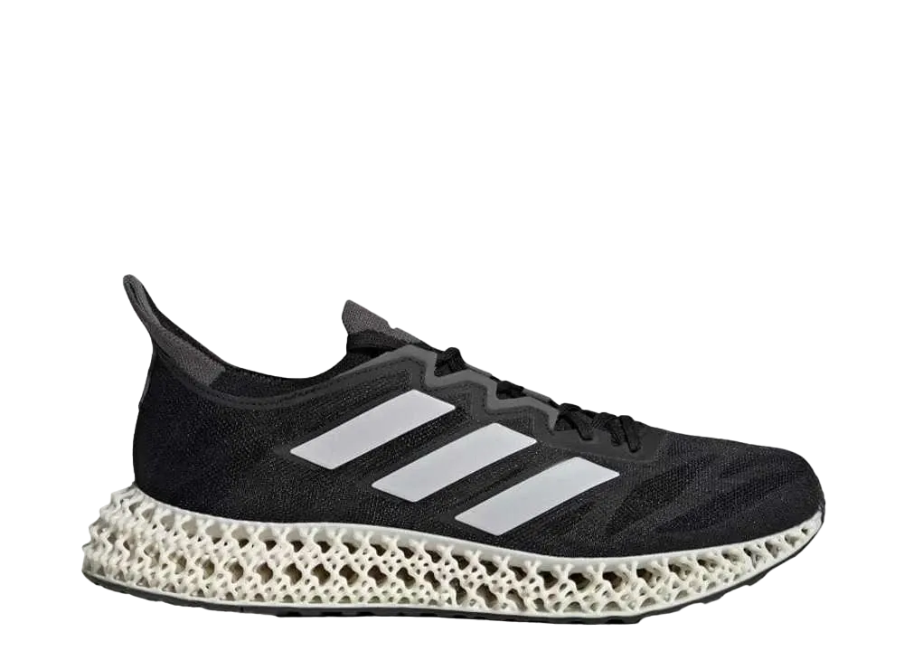 アディダス 4DFWD 3 ランニング "コアブラック/フットウェアホワイト/グレーファイブ"