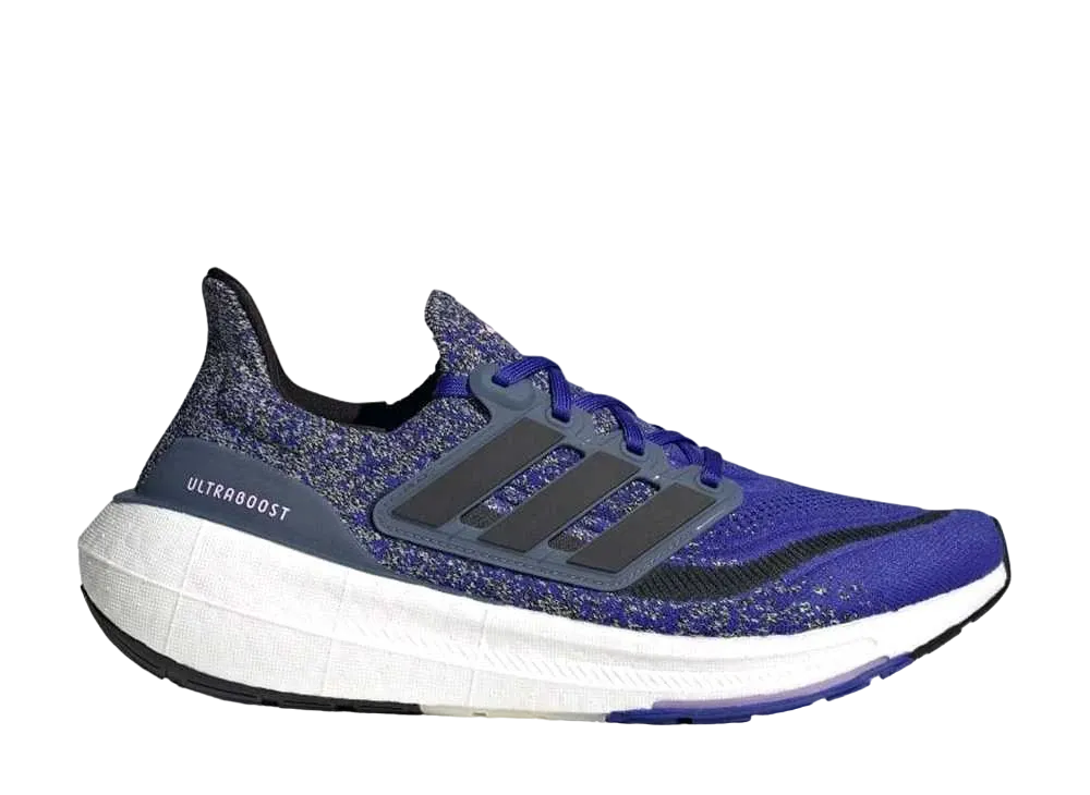 アディダス ウルトラブーストライト "ルシッドブルー/コアブラック/プリラブドインク"
