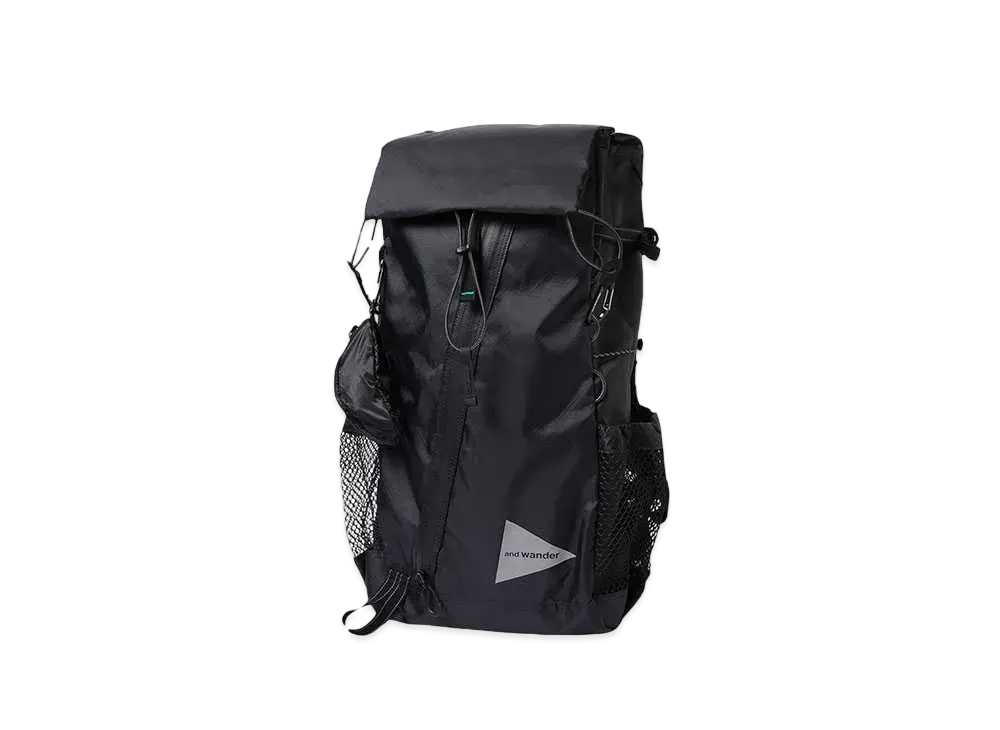 and wander ECOPAK 30L backpack "BLACK"
