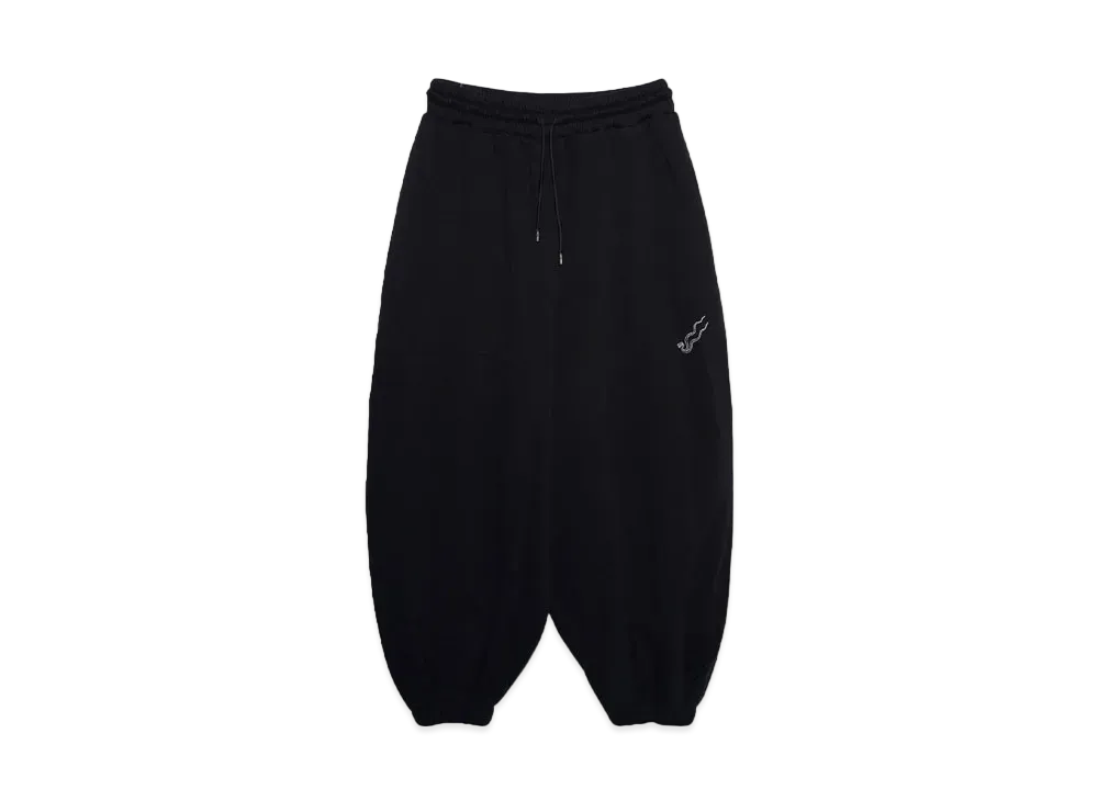 LU'U DAN BAGGY BONTAN SWEATPANTS "BLACK"