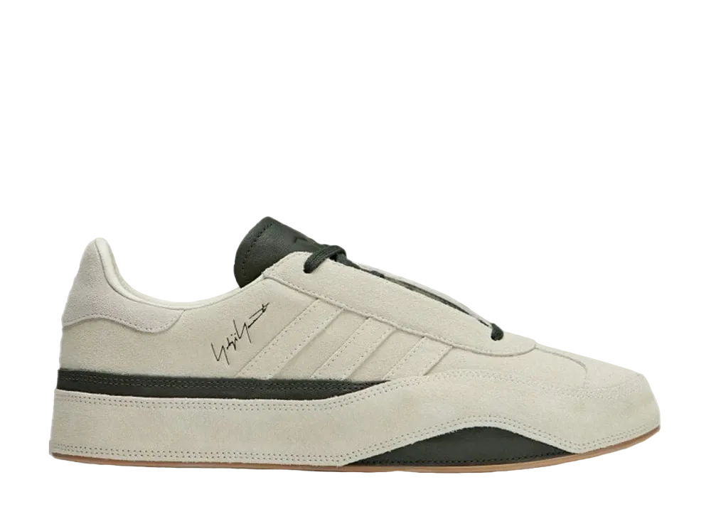 アディダス ワイスリー ガゼル "クリームホワイト/オフホワイト/ナイトカーゴ"