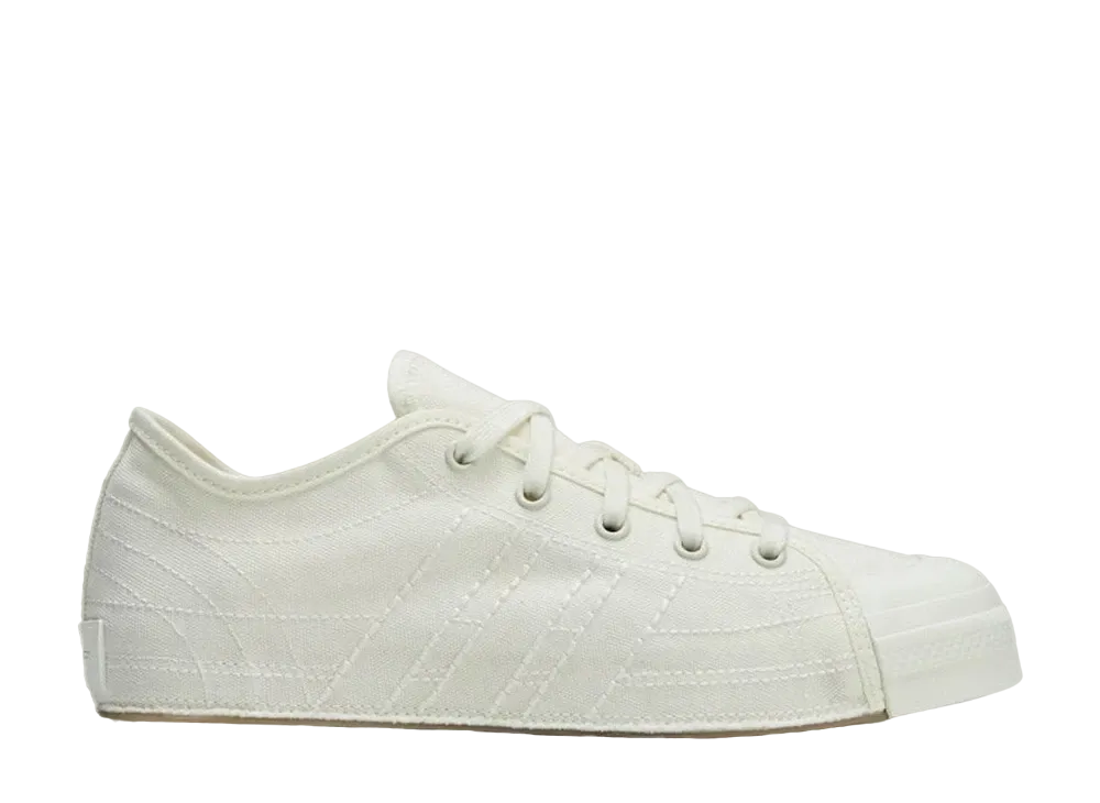 アディダス ワイスリー ニッツァ ロー "オフホワイト"