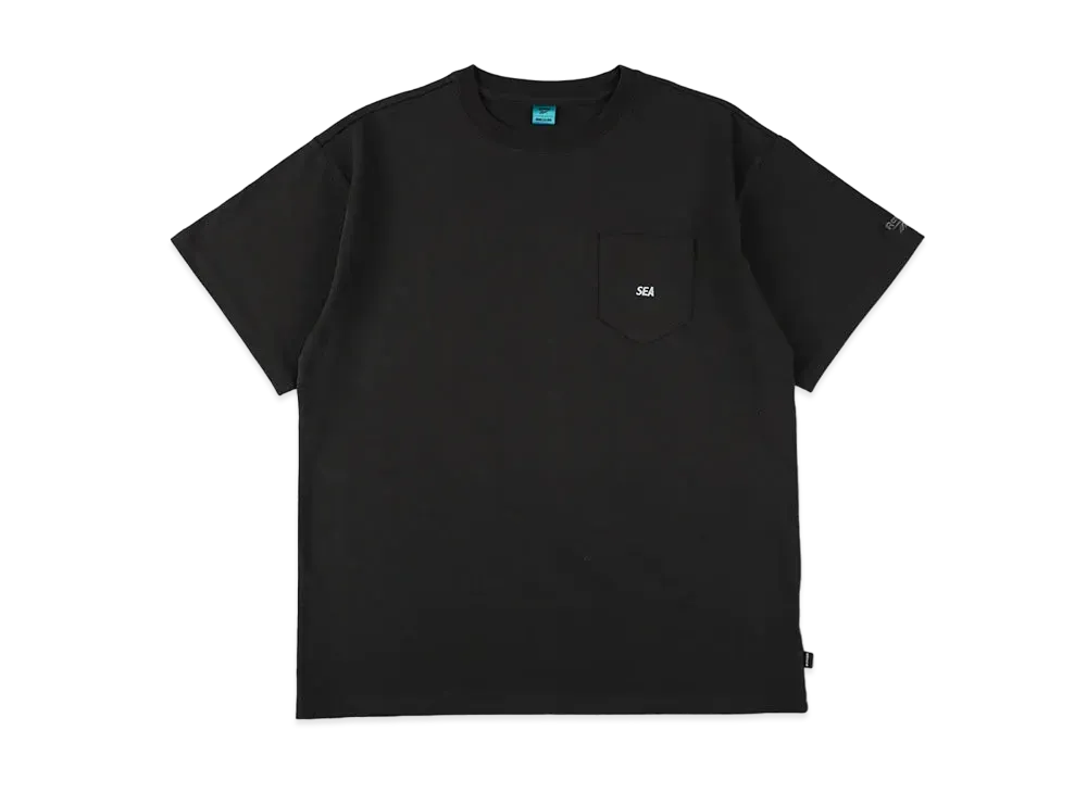 ウィンダンシー x リーボック x アトモス S/S ポケットTシャツ "ブラック"