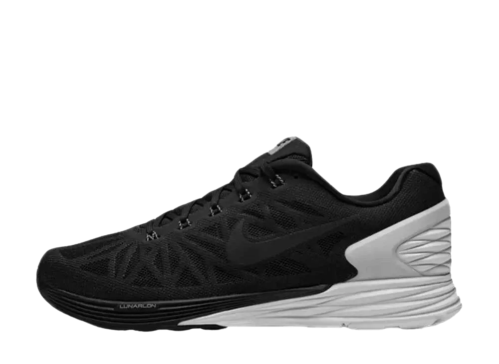 ナイキ ルナグライド6 "ブラック/ホワイト"