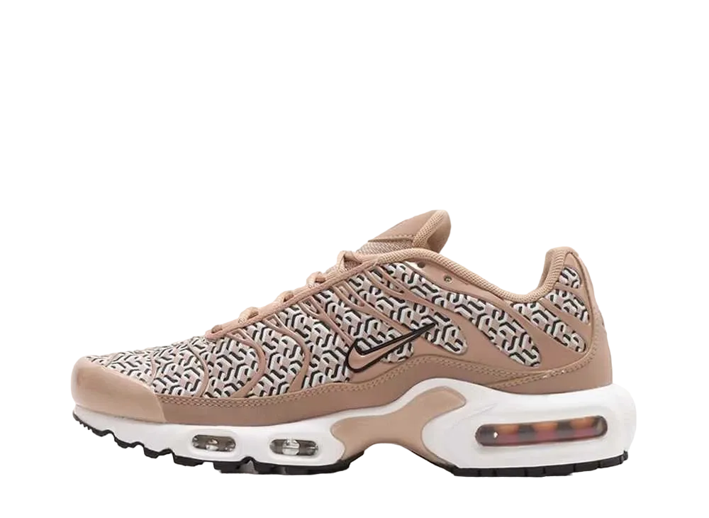 Nike Women's Air Max Plus United in Victory "Hemp/Black/White/Summit"