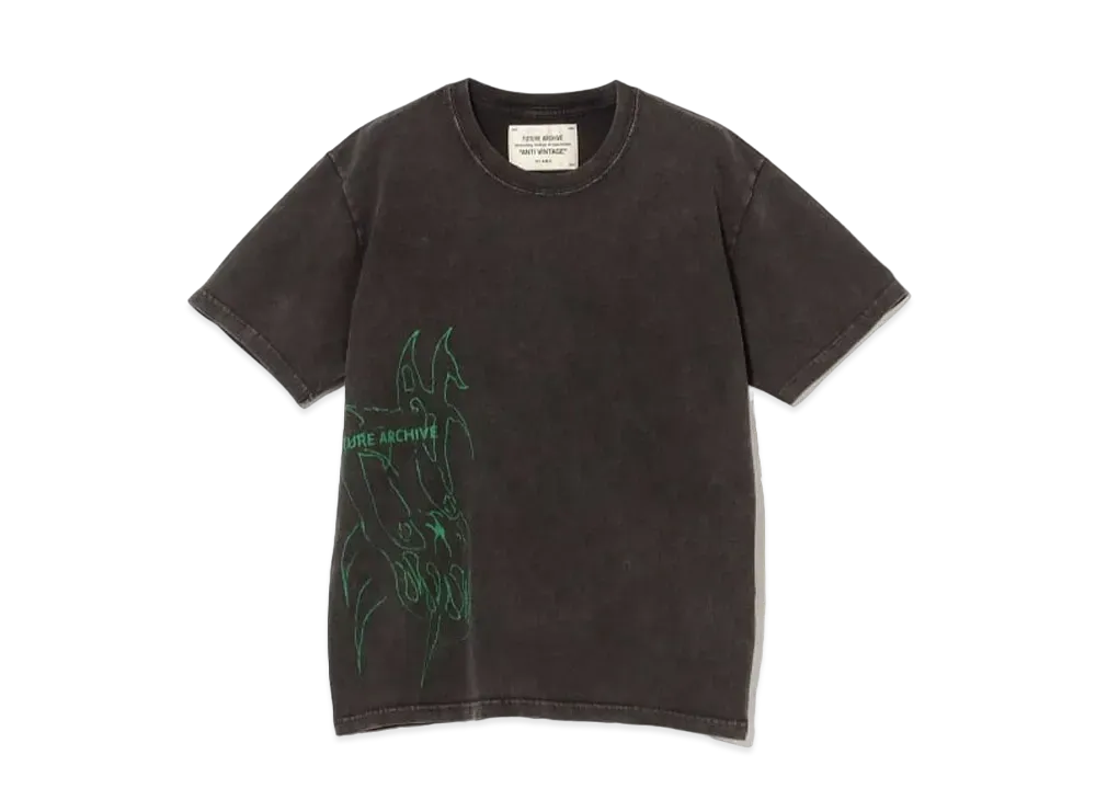 BEAMS FUTURE ARCHIVE x ITUKI Print Tee "Fa" "Black"