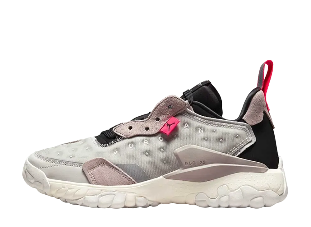 ナイキ ジョーダン デルタ2 "グレーフォグ/セイル/カレッジ/ブラック"