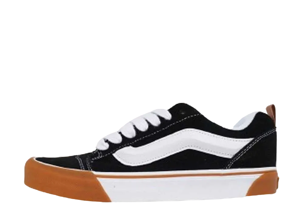 VANS Knu Skool "GUM BUMPER BLACK"