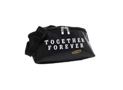 atmos Exclusive KEEN AQ24 Origami Sling Bag "Black"