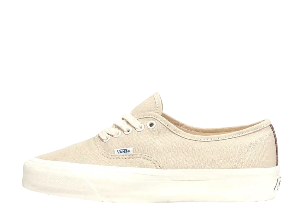 バンズ プレミアム オーセンティック44 "キャッスルウォール"