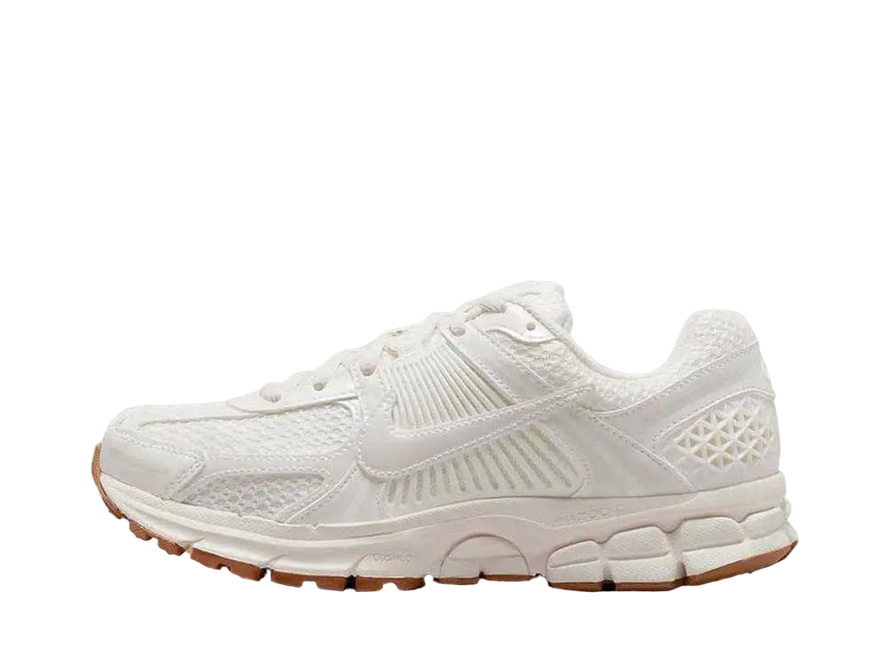 ナイキ ウィメンズ エアズーム ボメロ5 "セイル/ガム"