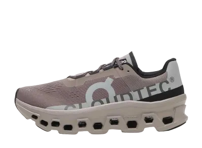 On Cloudmonster "Cinder/Fog"