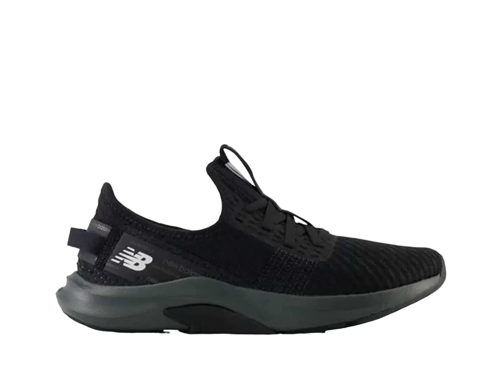 ニューバランス ウィメンズ ダイナソフト エナジャイズ スポーツV2 "ブラック"