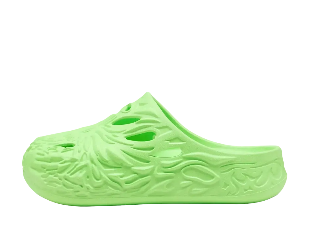 プーマ MB04 スライド "ボルト"