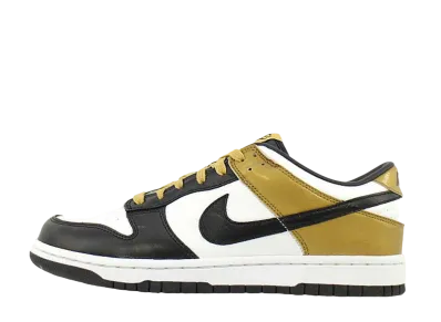ナイキ ダンク ロー クーリエ "ホワイト/ブラック/メタリックゴールド"