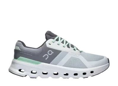 On Cloudrunner 2 "Glacier/Sage"